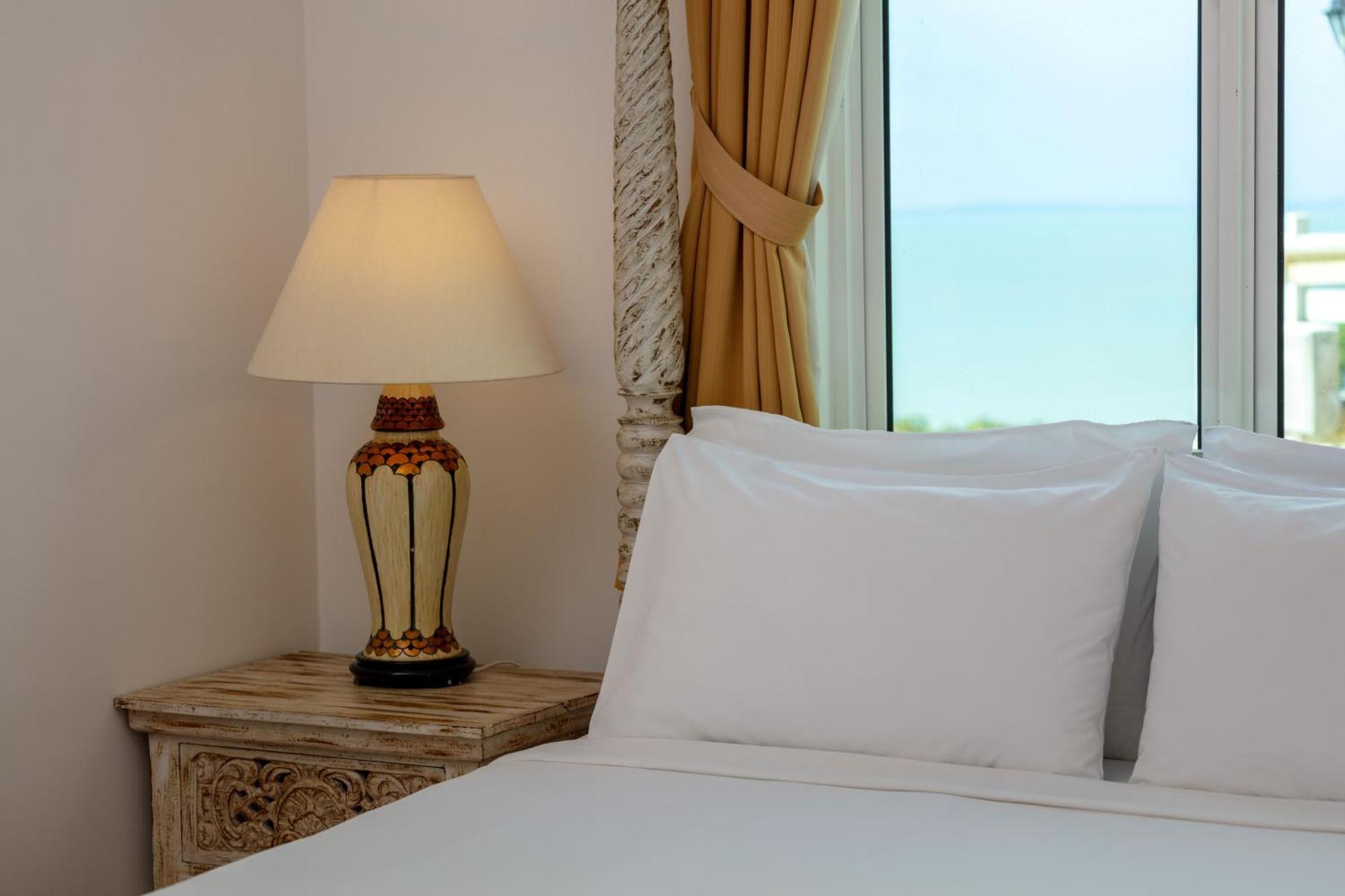 Panoramic Seaview Holiday Home - Batu Ferringhi Exterior foto