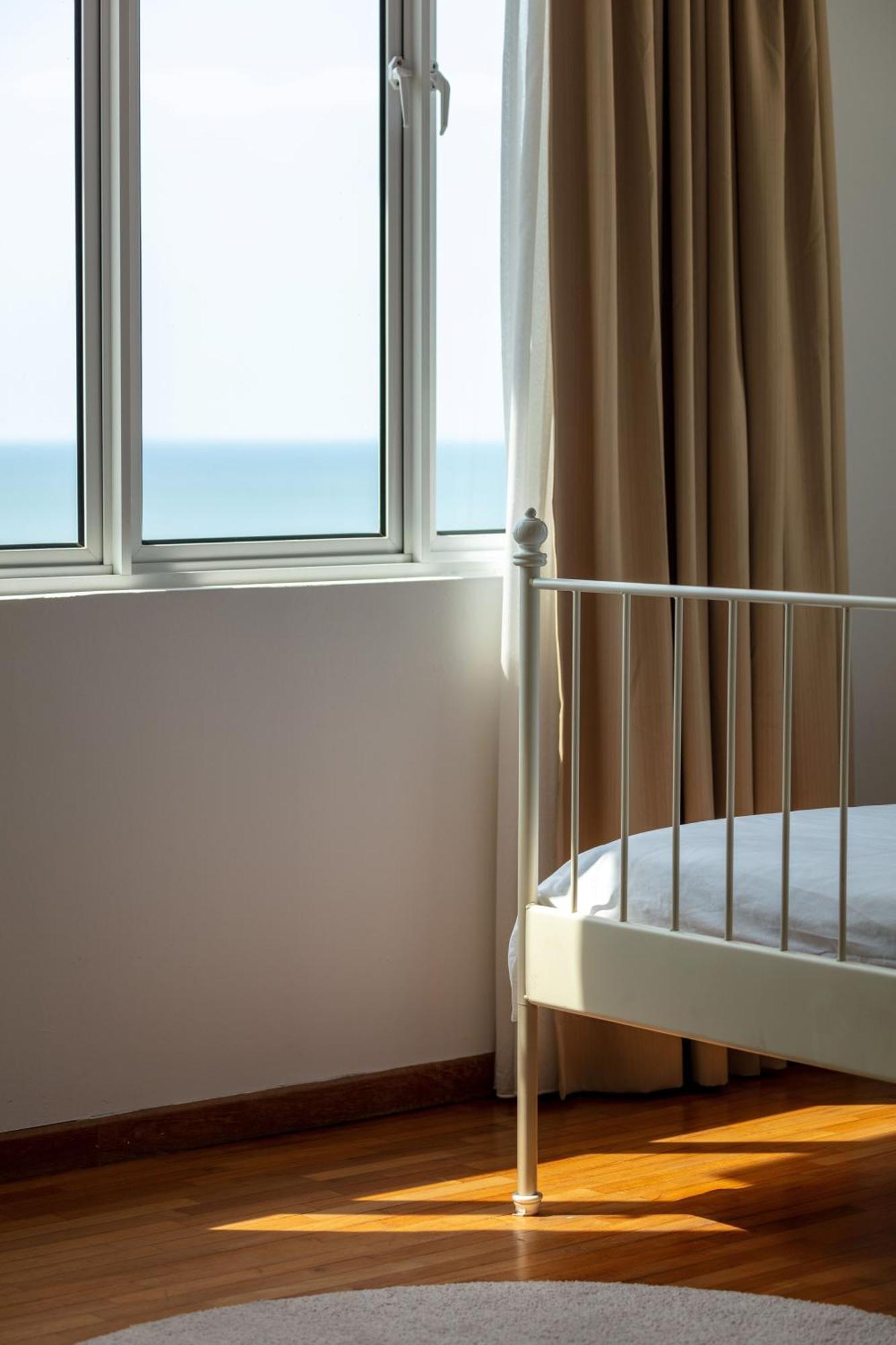Panoramic Seaview Holiday Home - Batu Ferringhi Exterior foto