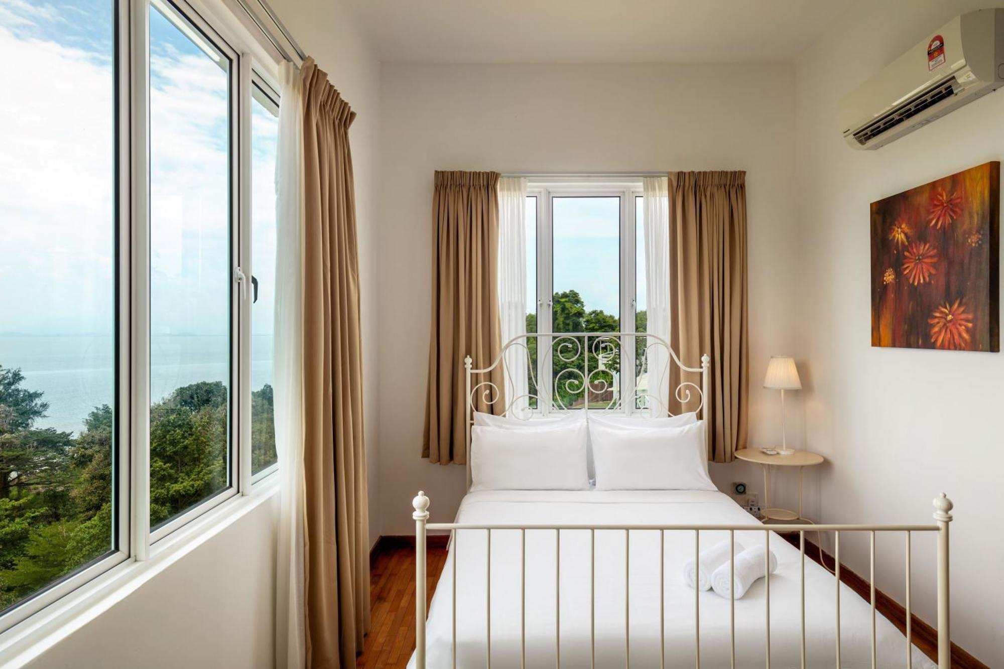 Panoramic Seaview Holiday Home - Batu Ferringhi Exterior foto