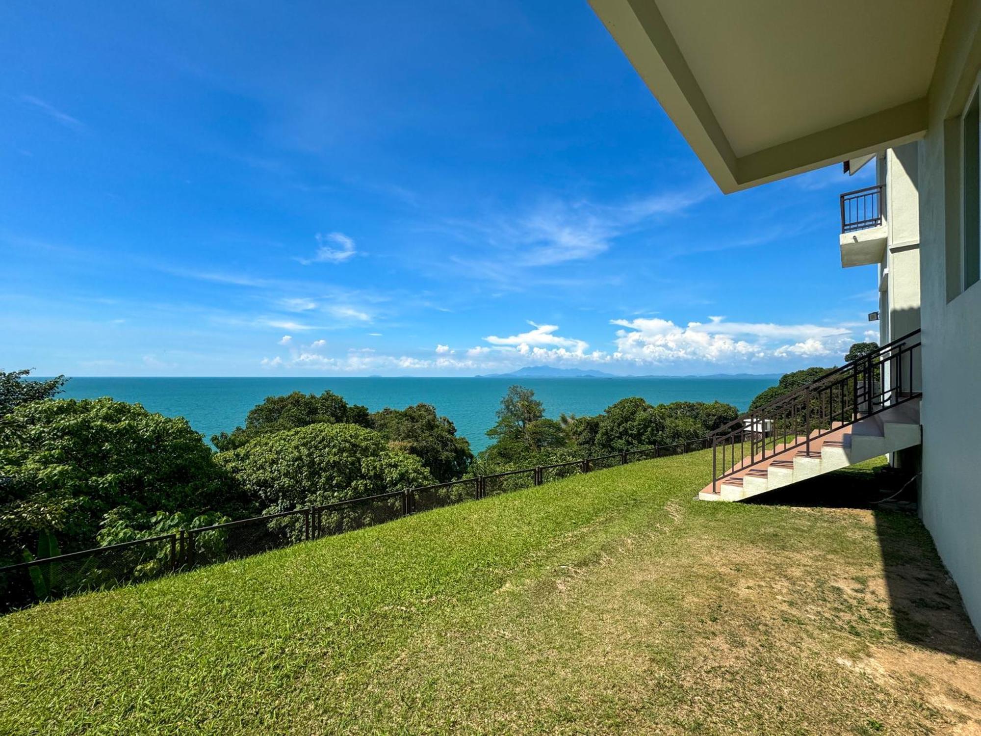 Panoramic Seaview Holiday Home - Batu Ferringhi Exterior foto